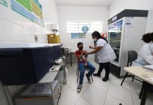 Governo de Minas convoca meninos e meninas de 9 a 14 anos para se vacinarem contra o HPV