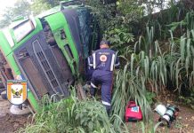 Motorista perde controle de carreta e tomba na MG-187 em Patrocínio