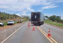 Motociclista fica gravemente ferido após bater em caminhão de empreiteira na BR 352 em Lagoa Formosa