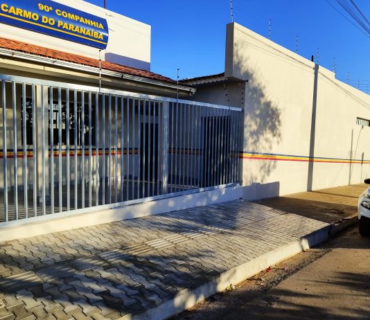 Homem é baleado durante assalto a estabelecimento comercial em Carmo do Paranaíba