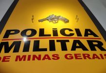 Ultrapassagem em local proibido termina com casal preso com arma de fogo na Br-352 em Patos de Minas