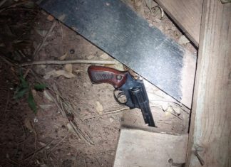 Jovem com tornozeleira é preso após disparos durante cortejo fúnebre em Patos de Minas