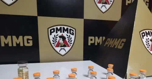 Polícia Militar Rodoviária prende homem com Mounjaro, testosterona irregulares e produtos estrangeiros em ônibus na MG-188 em Coromandel