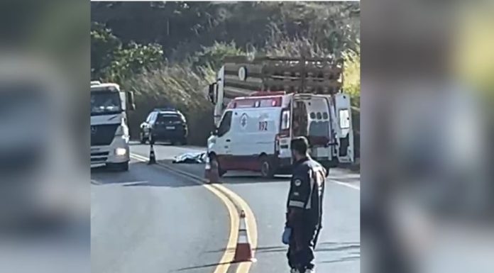 Motorista é encontrado morto ao lado de caminhão estacionado na BR-352 em Carmo do Paranaíba