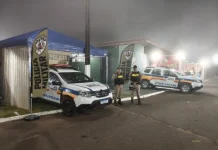 Polícia Militar cumpre mandado de prisão durante a Expo Serra 2026 em Serra do Salitre