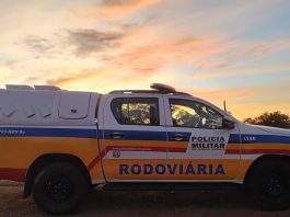 Polícia Militar Rodoviária prende foragido da Justiça da Bahia durante abordagem na BR-352 em Lagoa Formosa
