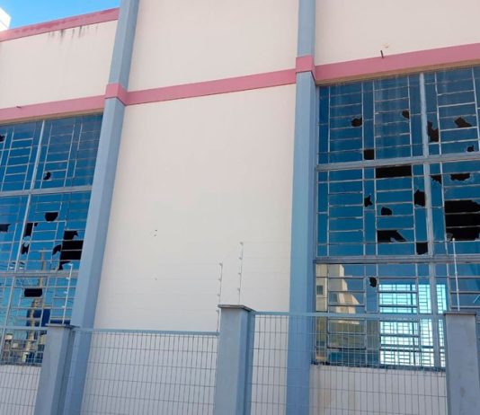Homem é preso pela Polícia Militar após depredar igreja em Carmo do Paranaíba