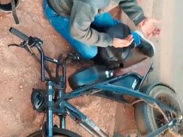 Motorista foge após bater em bicicleta elétrica e deixar mulher ferida em Patos de Minas